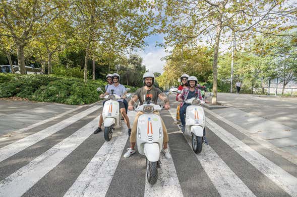 Tour en vespa por Barcelona